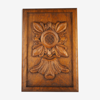 Decorative plate of nineteenth style - art cabinetmaking