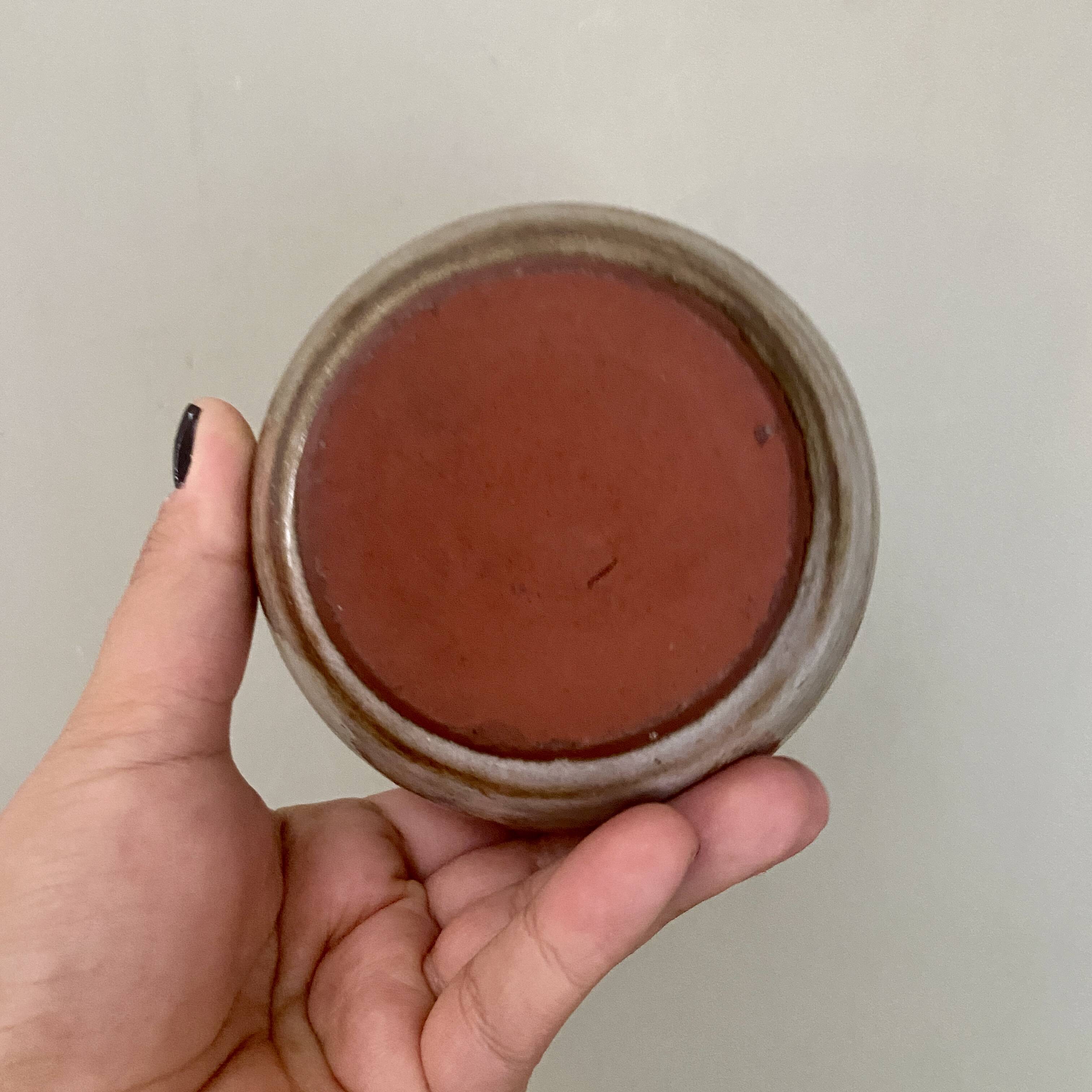 Pique-fleurs vintage en grès