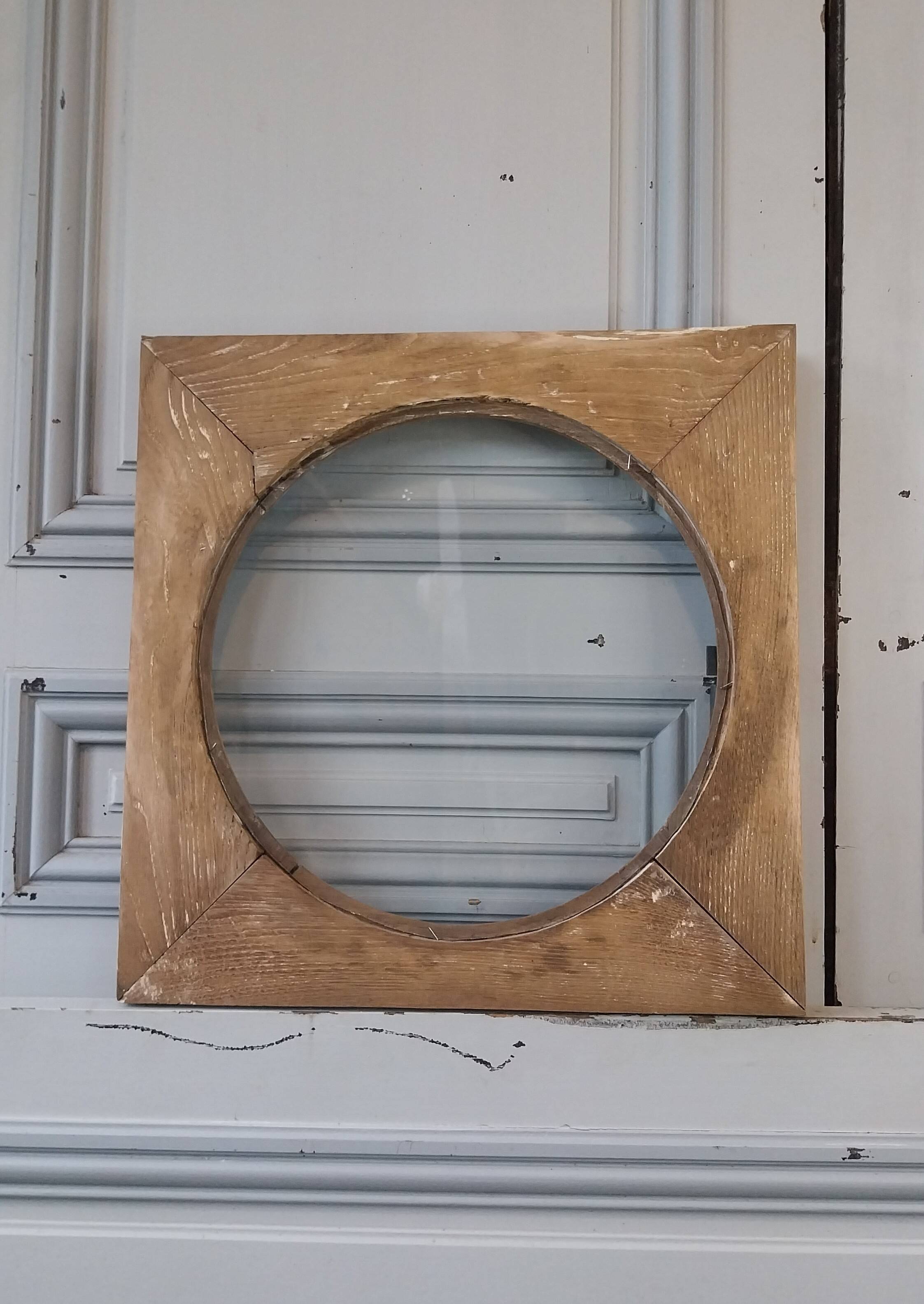 Old bull's-eye window