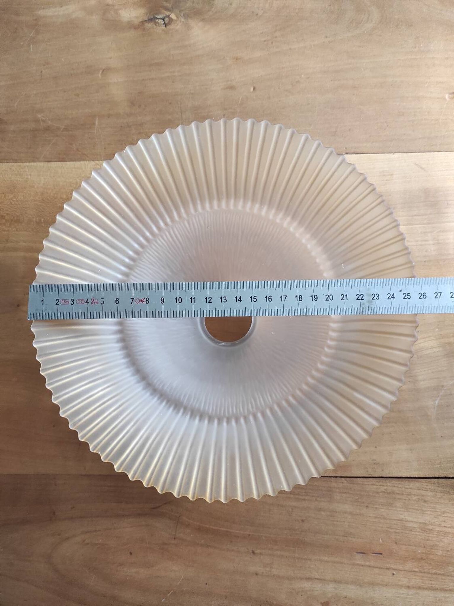 Bicolour glass bowl-shaped lampshade