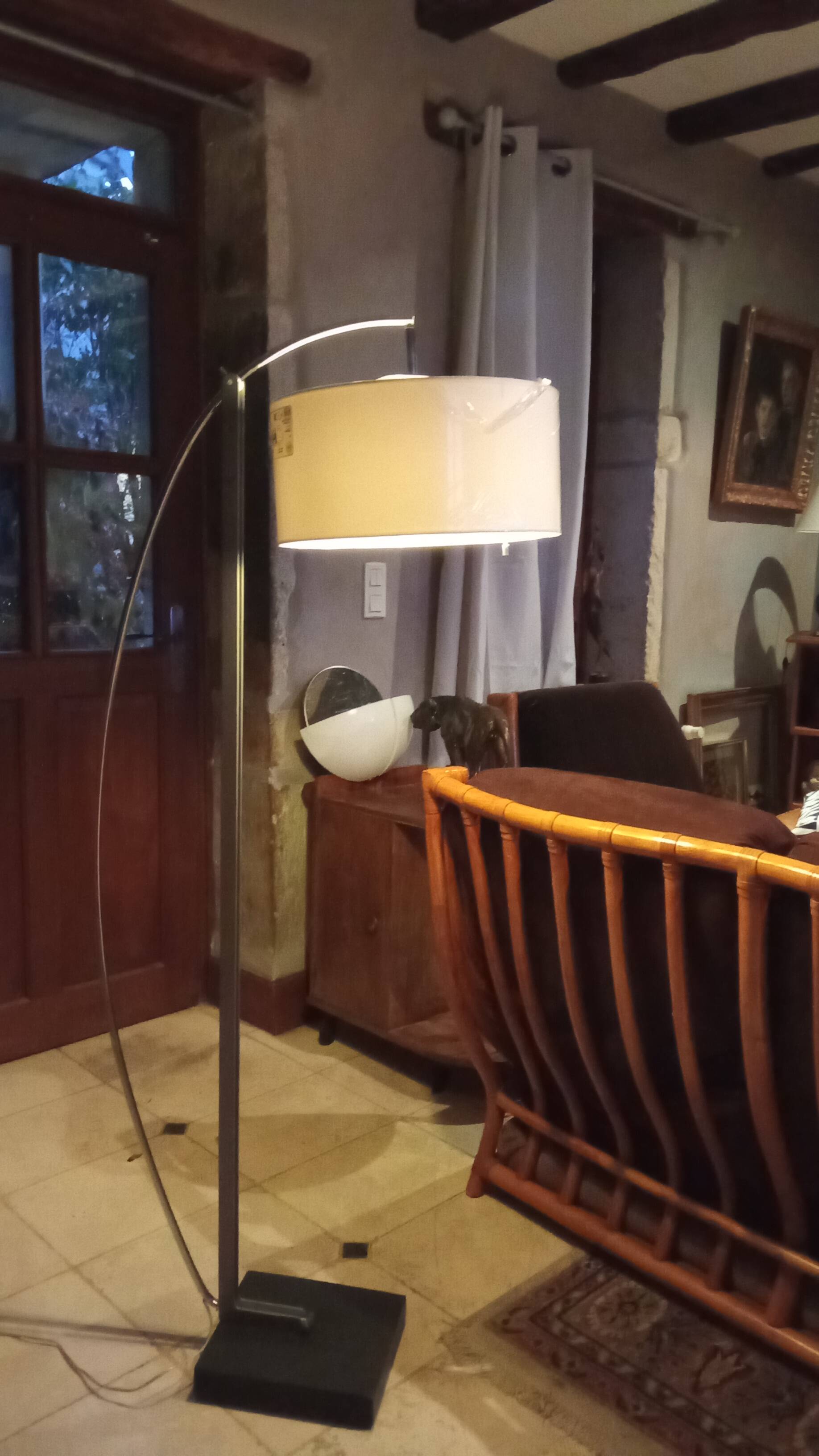 "Mama" floor lamp. Ligne Roset.