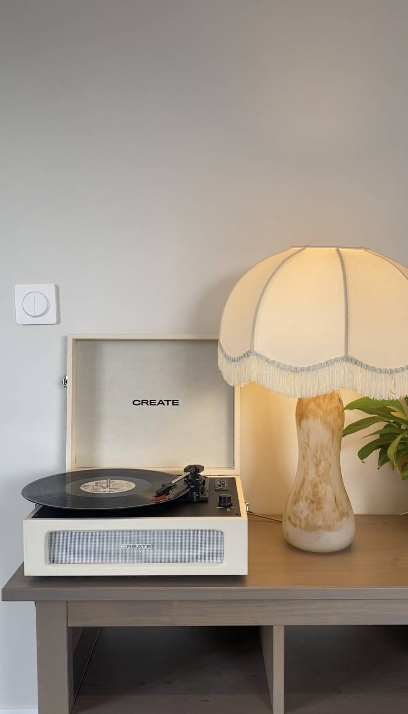 Vintage alabaster lamp with fringed shade – 1960s