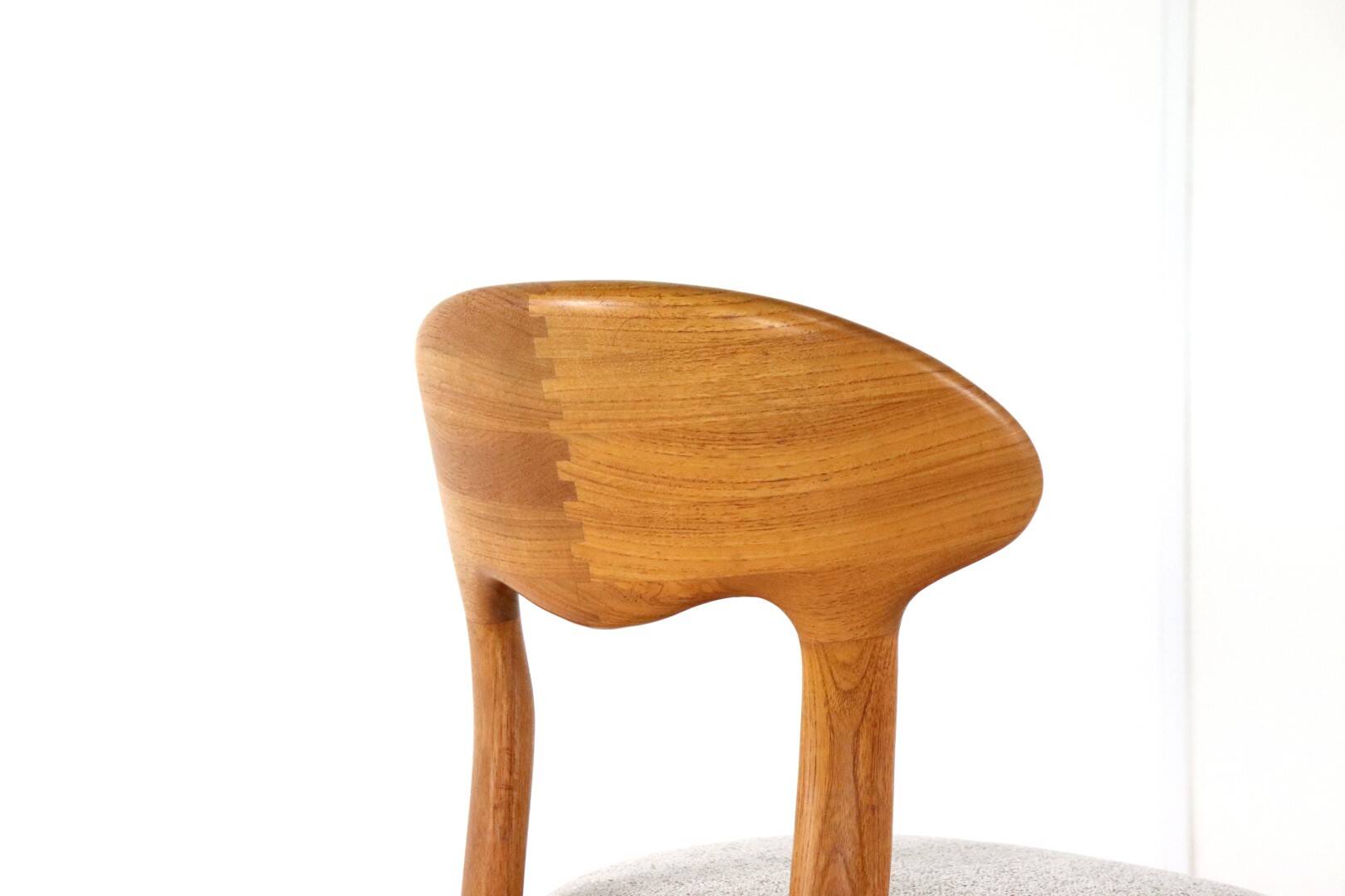Lot de 6 chaises design danoises Juul Kristensen en teck