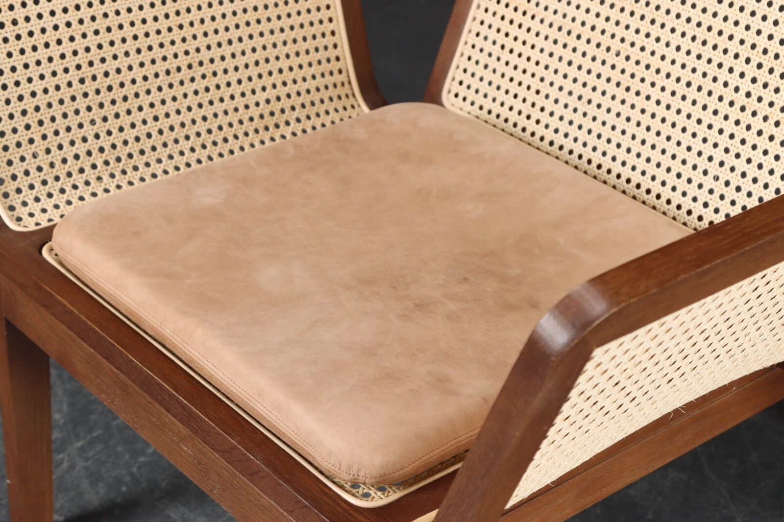 Kristian Sofus Hansen and Tommy Hyldahl for Norr11. Model coffee table chair "The King."