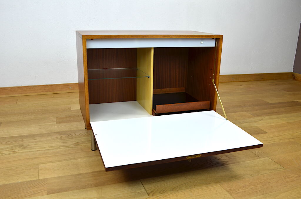 Meuble bas design scandinave vintage 1960