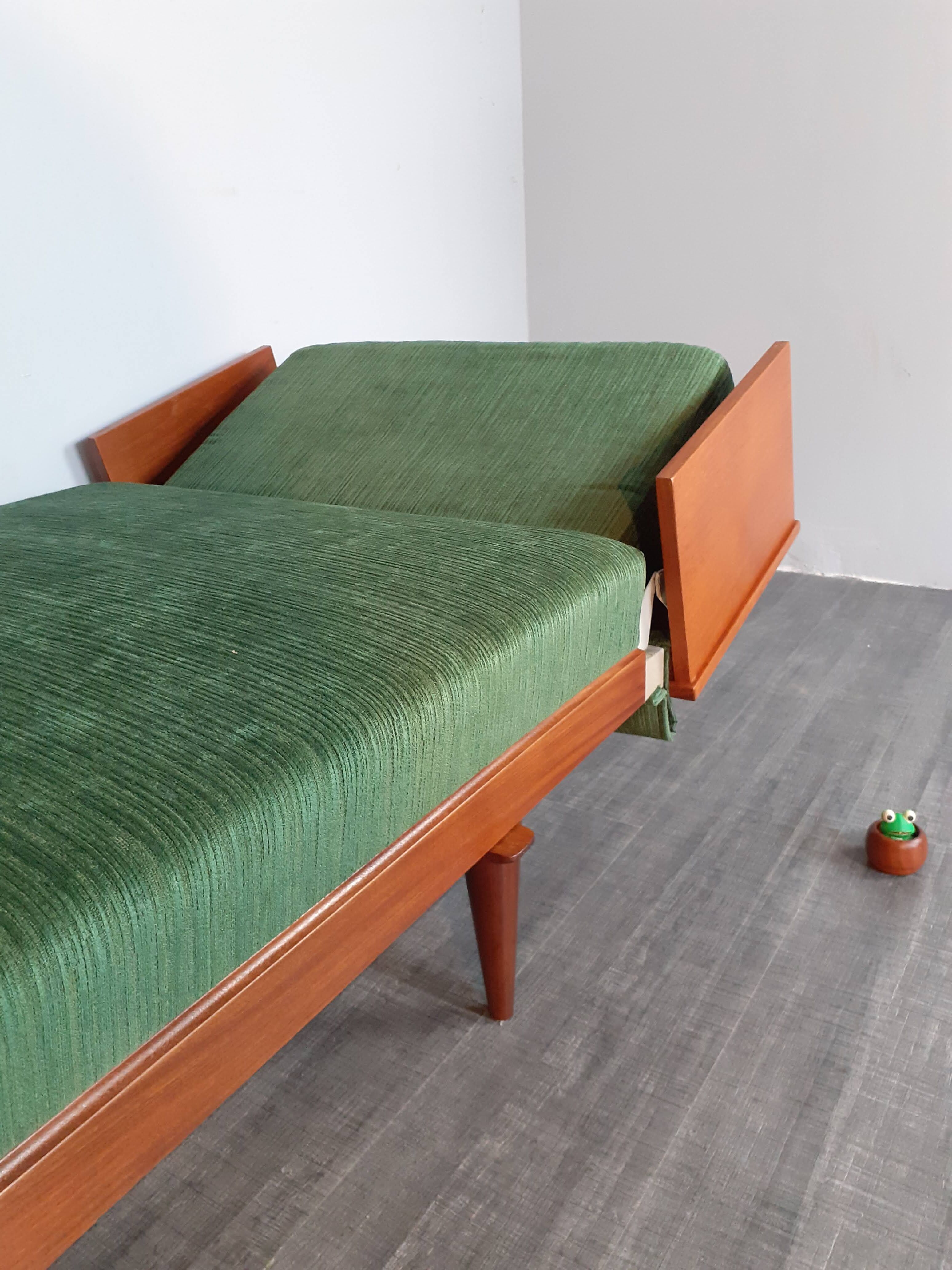 Living room set 2 Norwegian daybeds Ingmar Relling and teak corner table