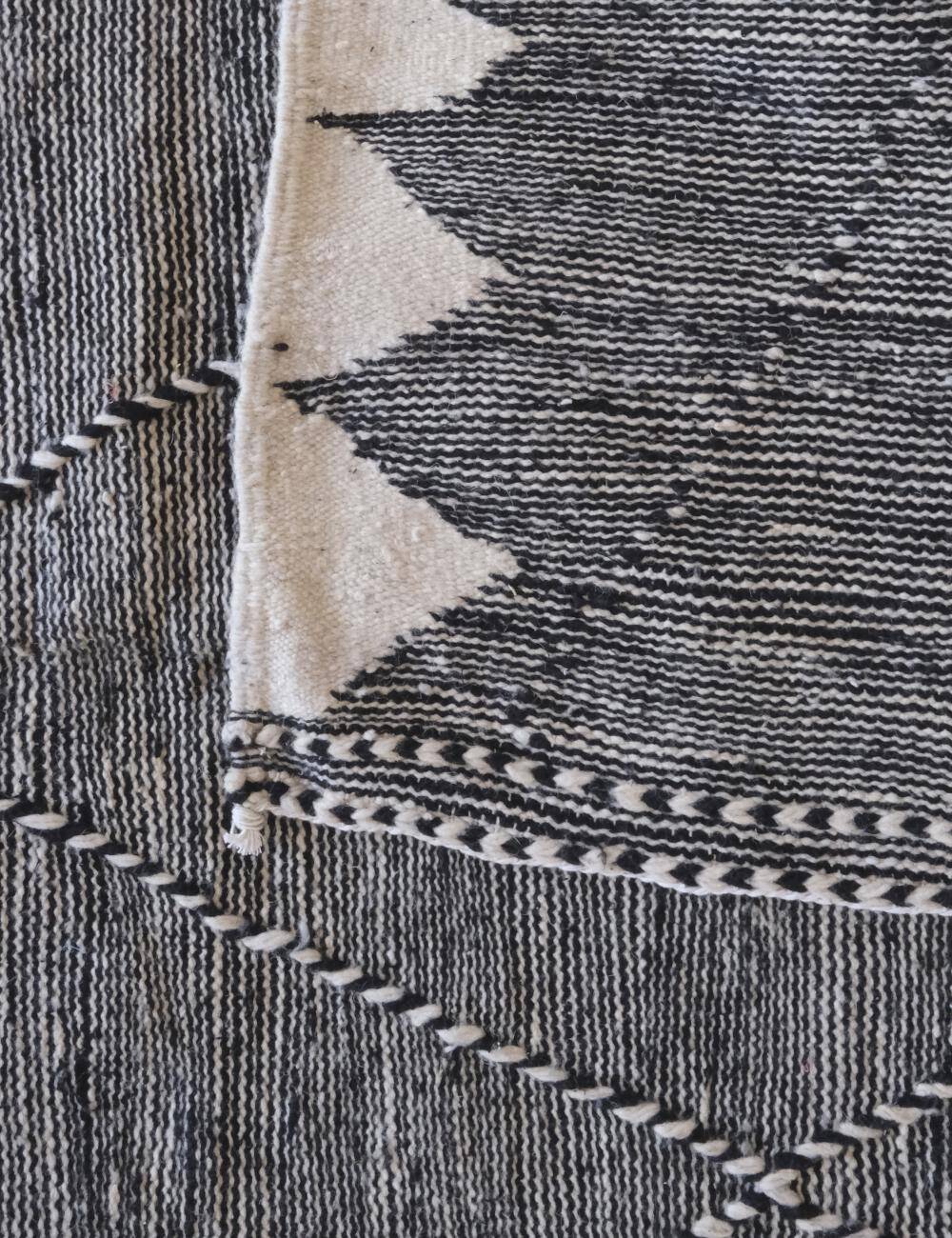 Kilim Zanafi rug - 267 x 152 cm