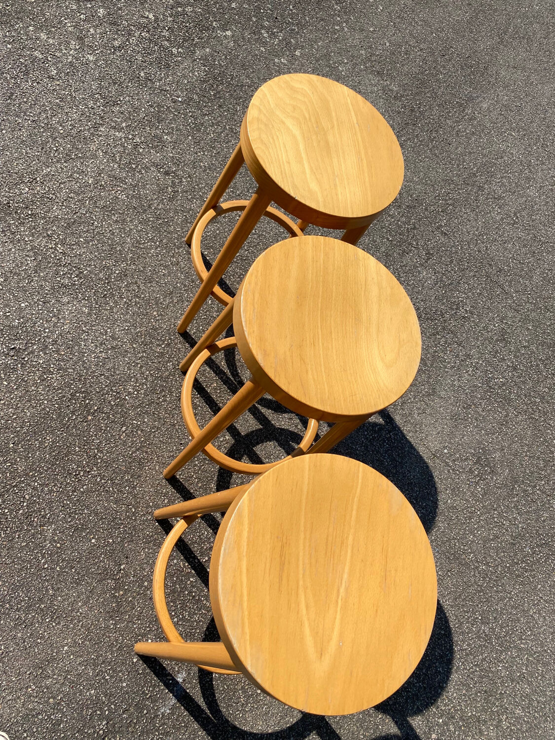 3 Baumann high stools