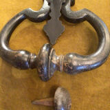 Knocker