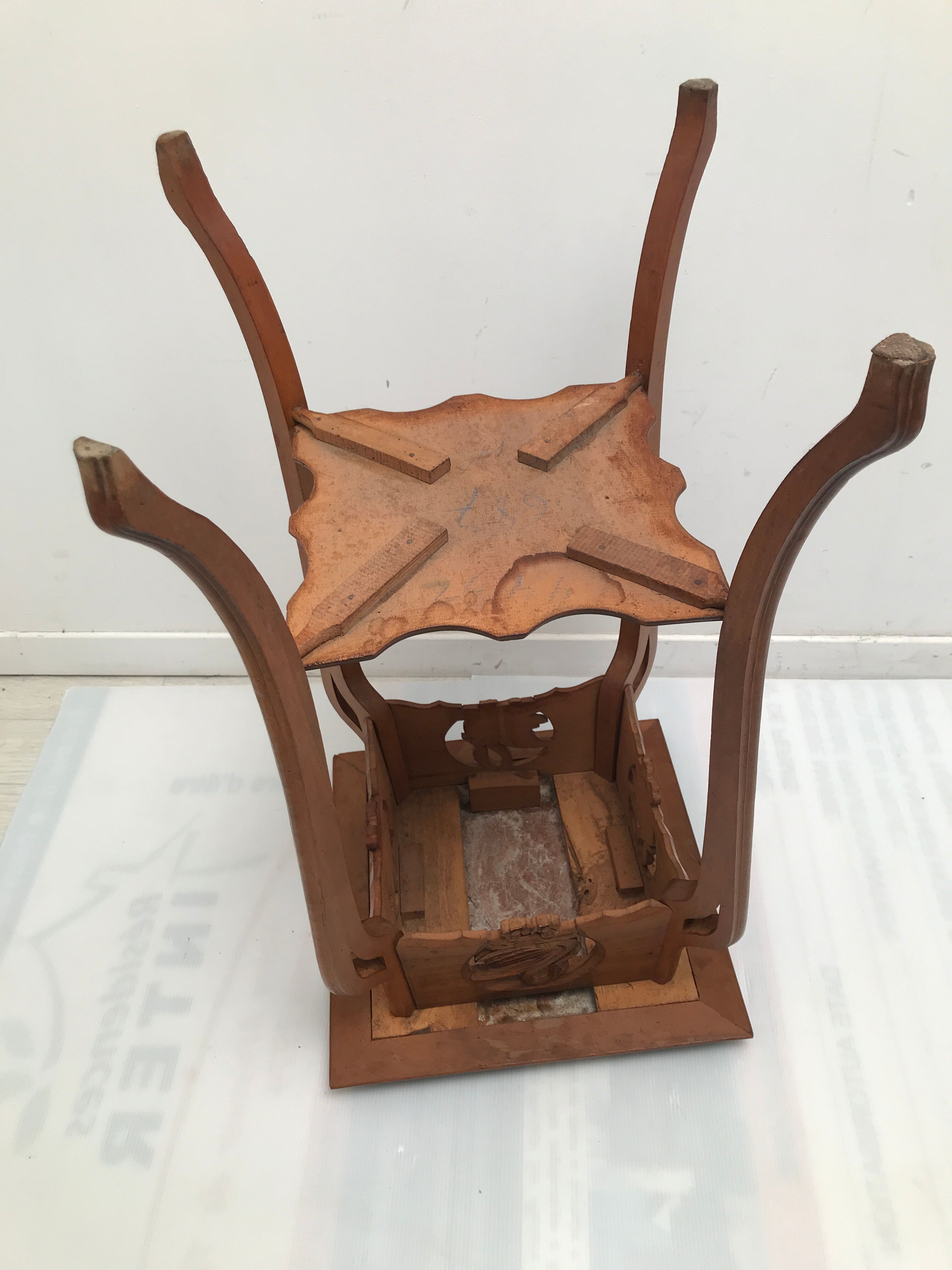 Saddle marble tray 1900