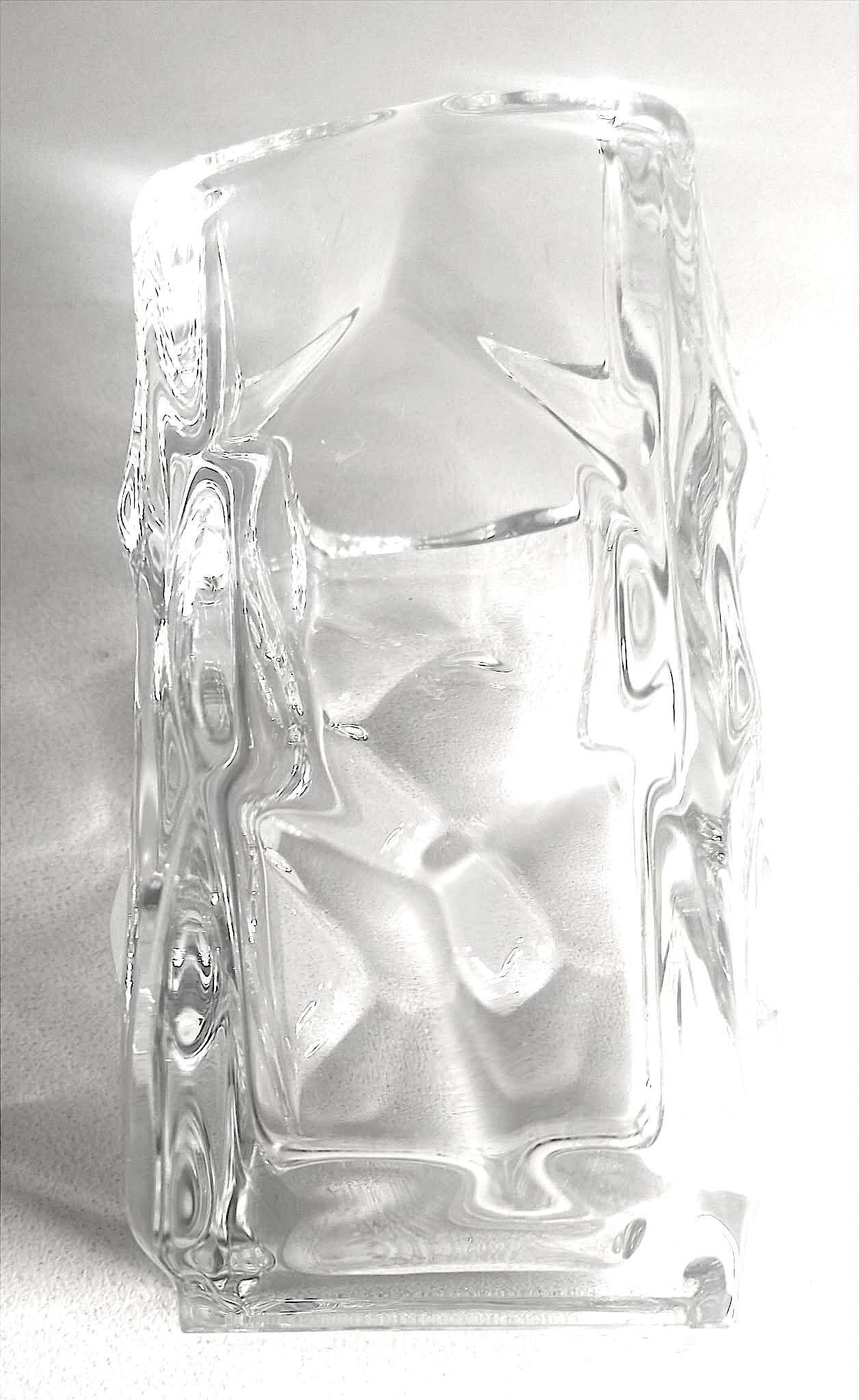 Crystal vase from Vannes, 1950s, height 21 cm.