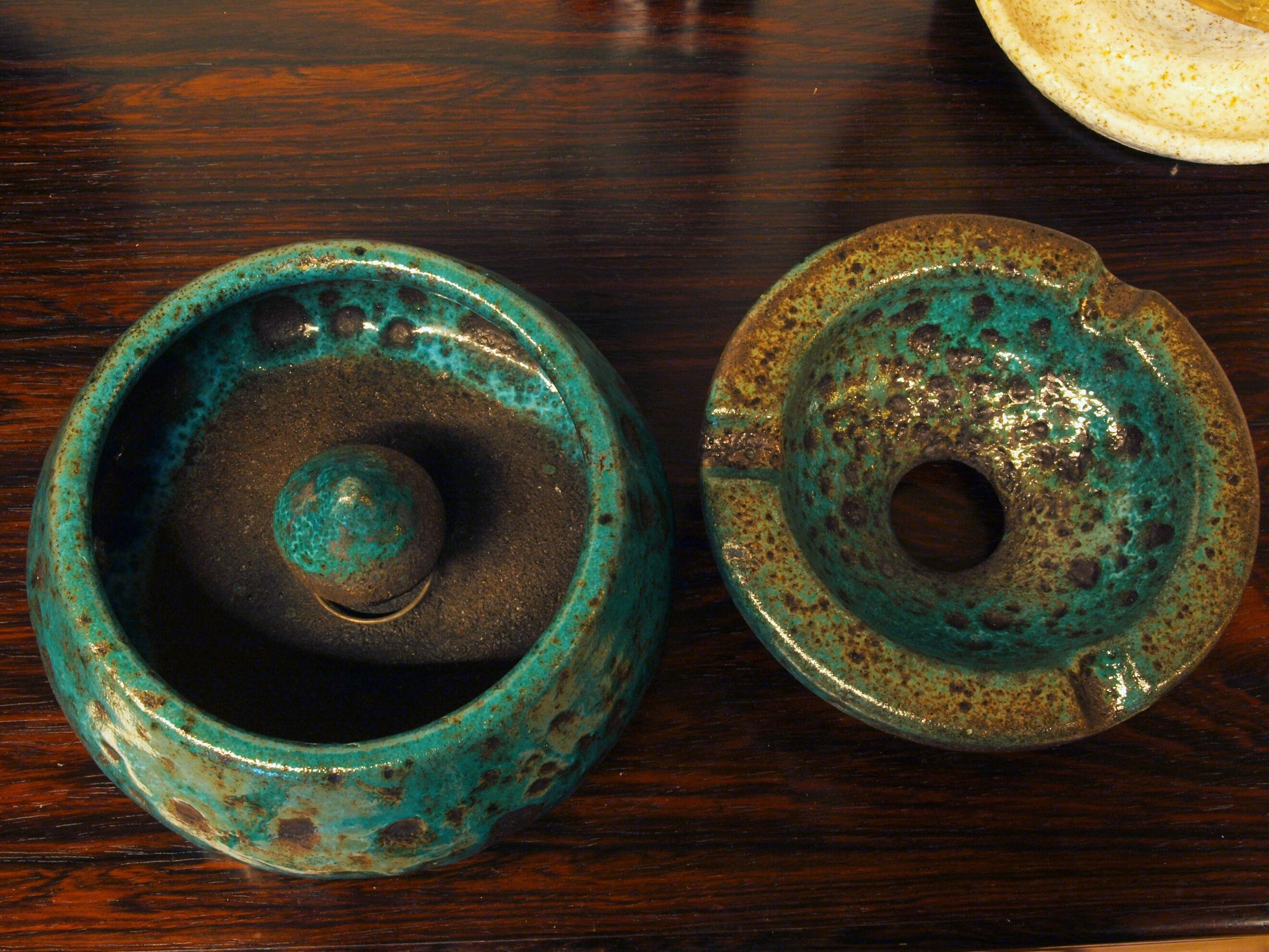 Ashtray XL of the potters of Accolay