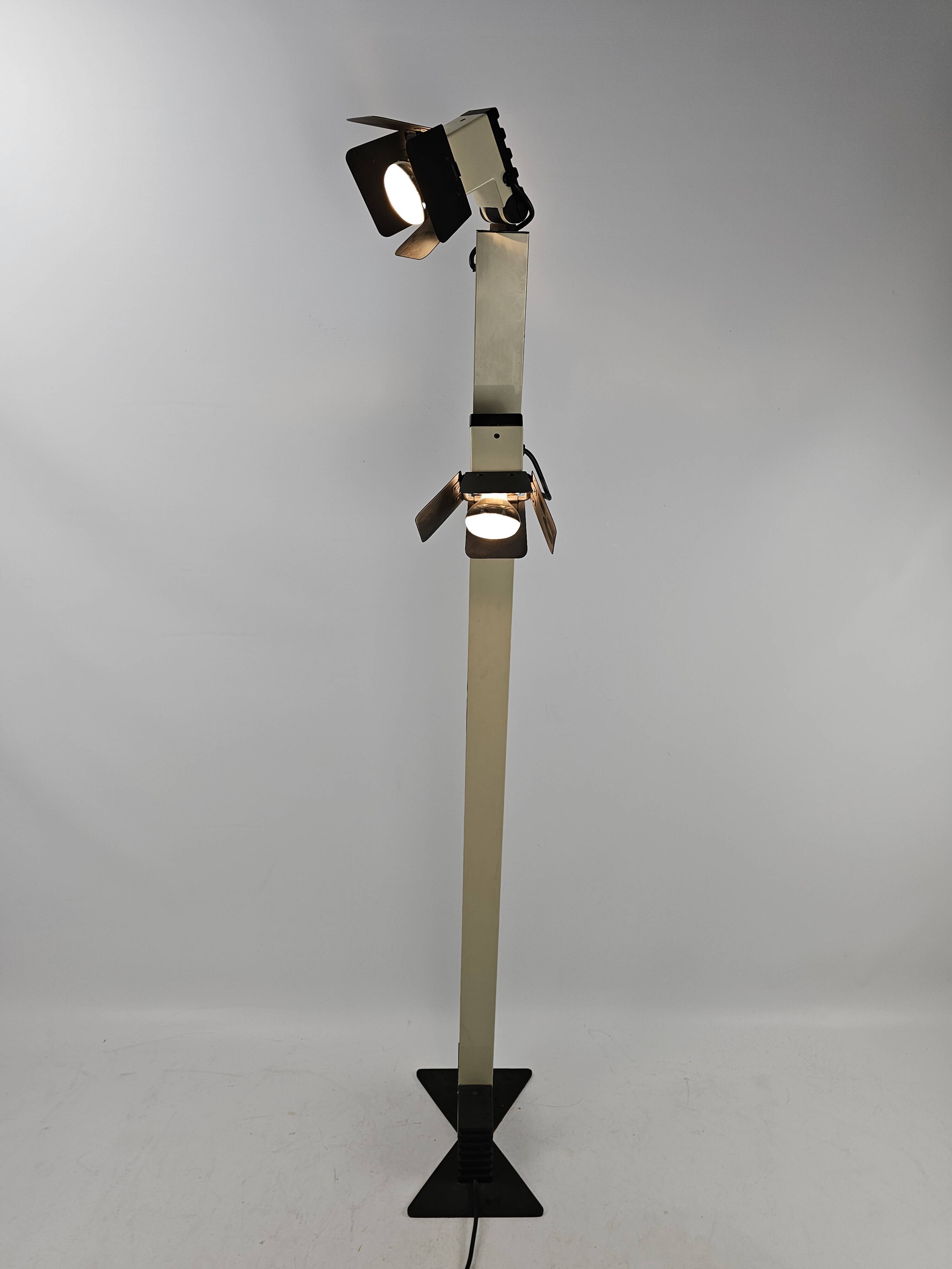 Lampadaire Bauhaus Carl Juncker Weimar Artimeta