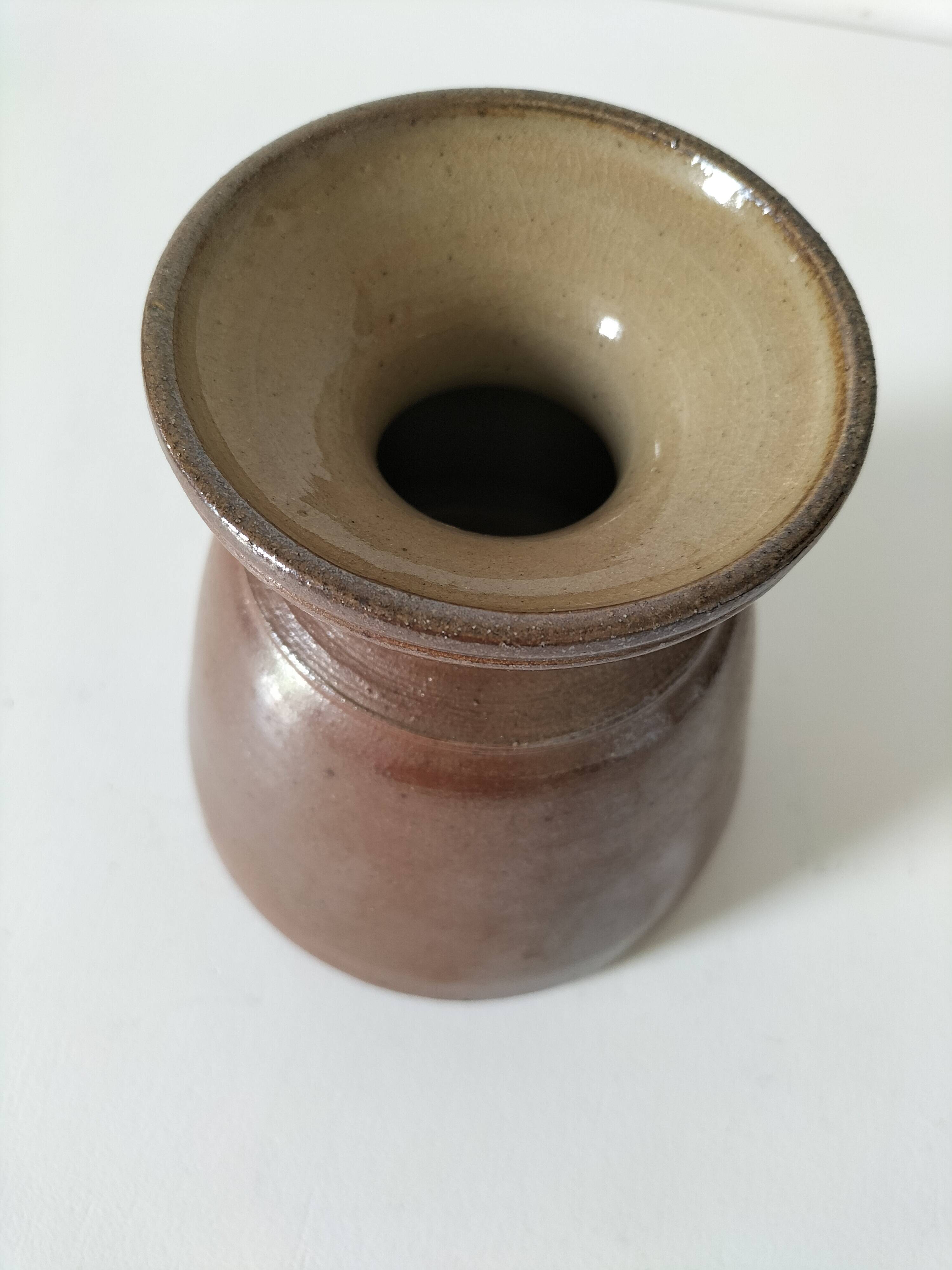 Vase en grès fait main – Poterie des Mottes
