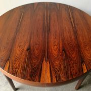 Round extendable table in rosewood 1960s