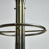Porte-manteau postmoderne avec porte-parapluie et décor de sphères en vinyle