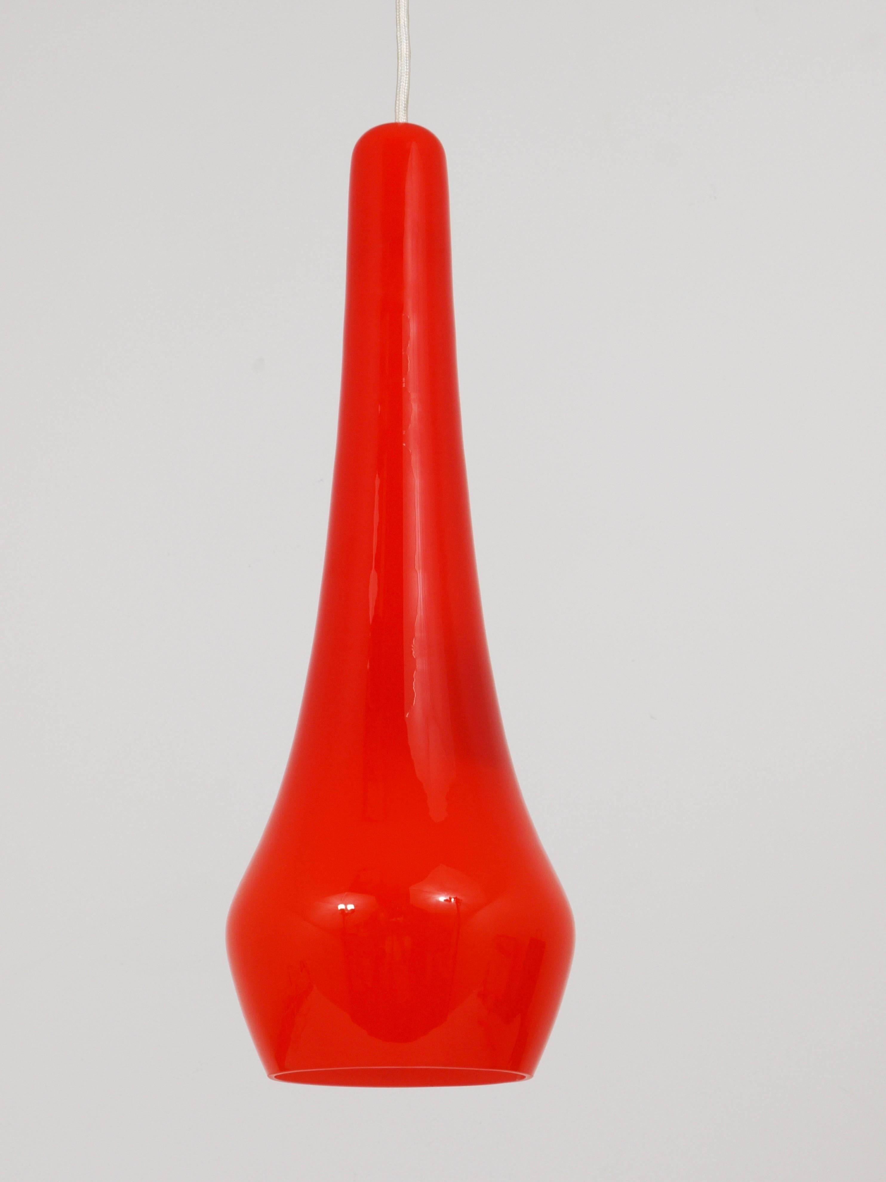 Deux lampes suspendues Mid Century en verre Murano de Gino Vistosi, Italie, années 1950