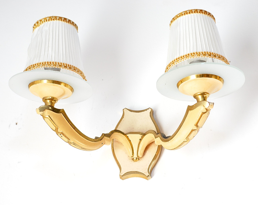 Pair of 40s wall lights