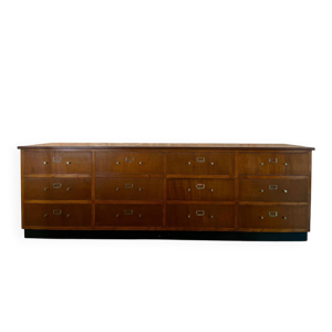 Grand meuble de métier