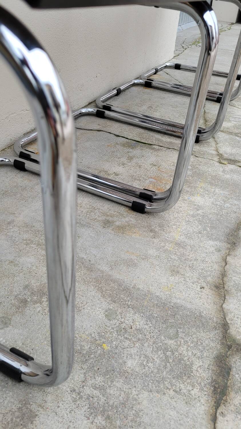 Set of 4 Marcel Breuer cesca black b32 chairs