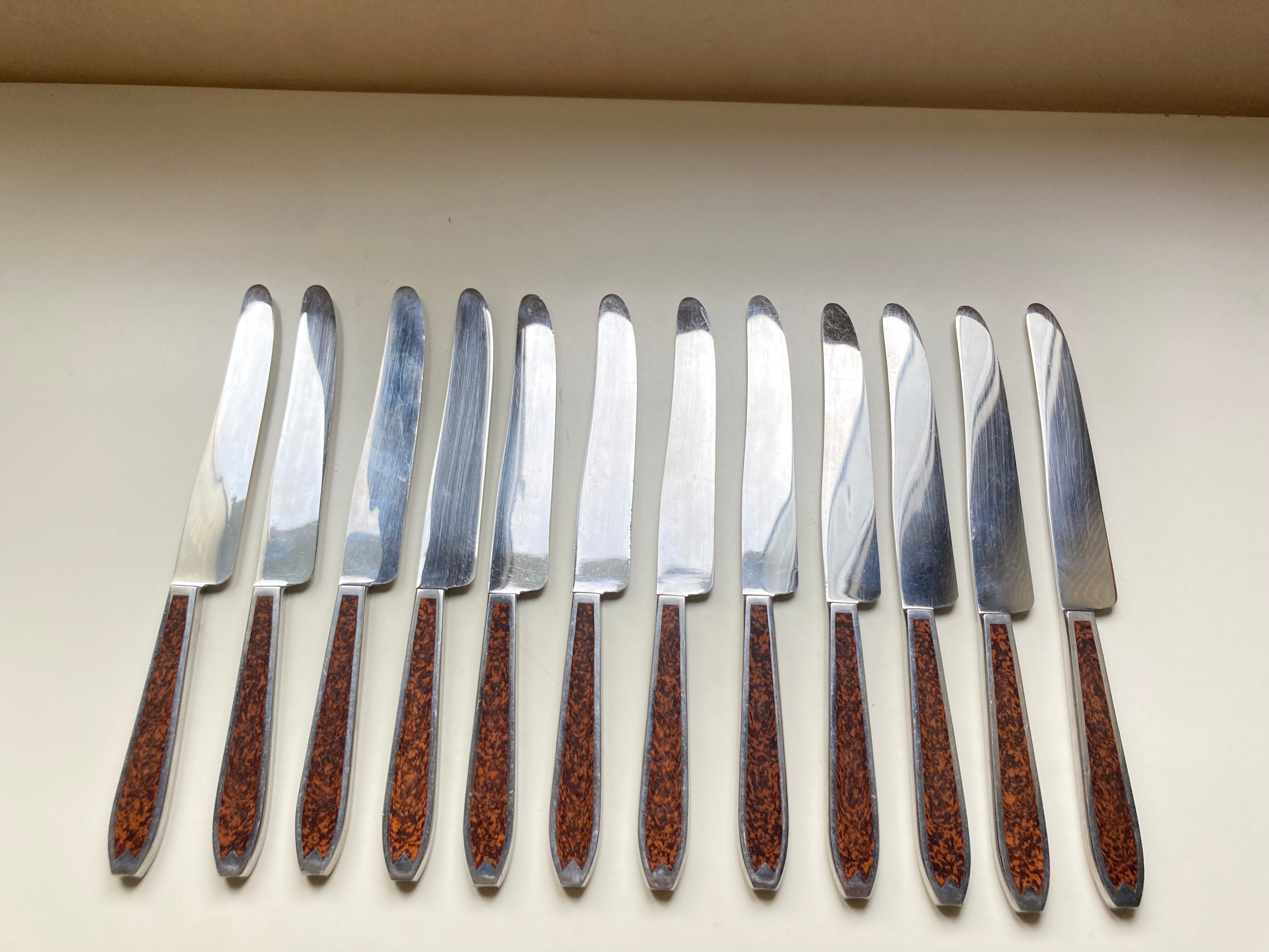 Old box 12 knives Art Deco Bakelite and chromed metal Apollonox