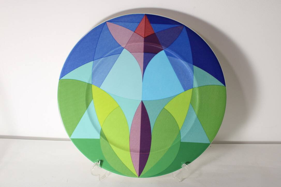Villeroy and Boch kaleidoscope large plates 1980 x6