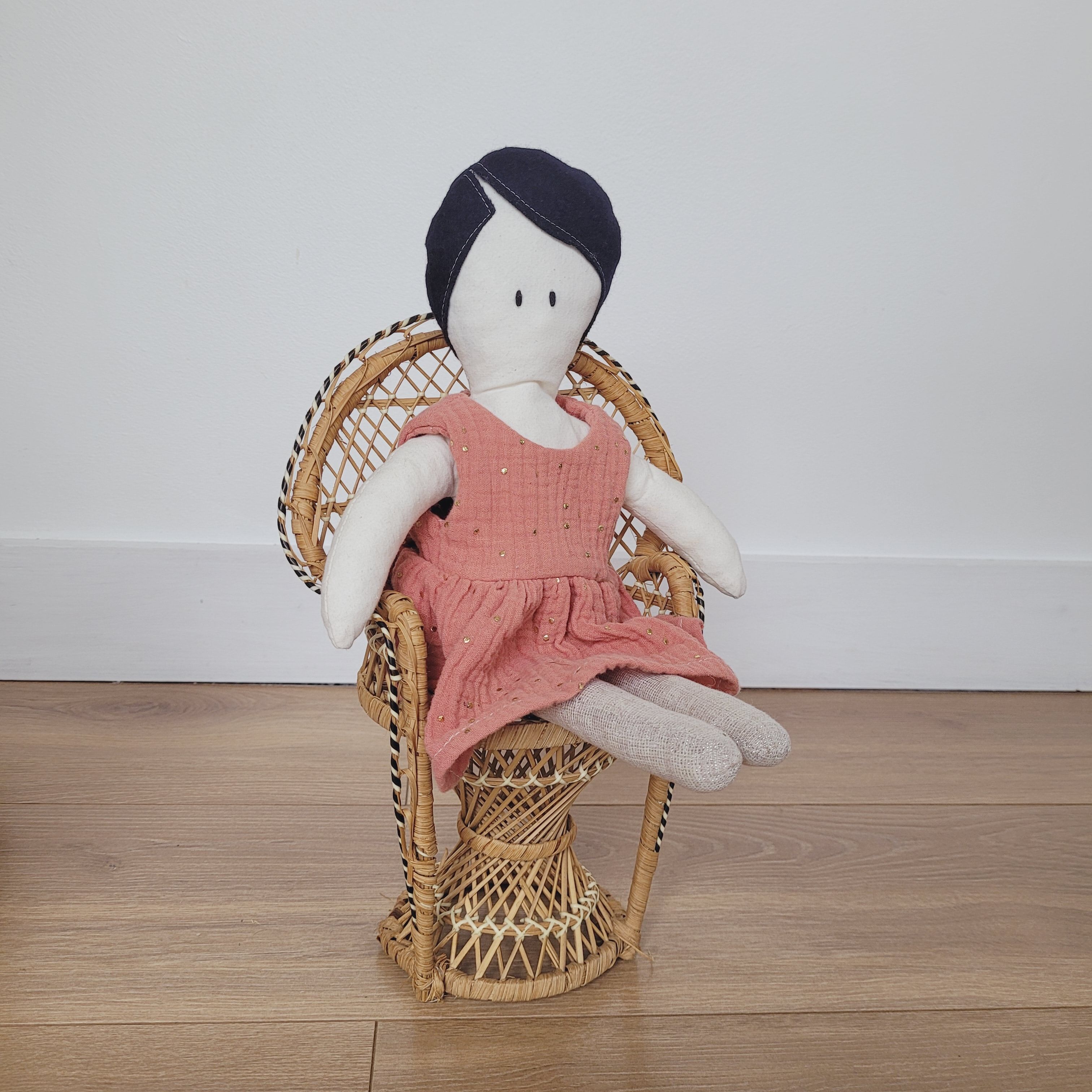 Armchair Emmanuelle doll