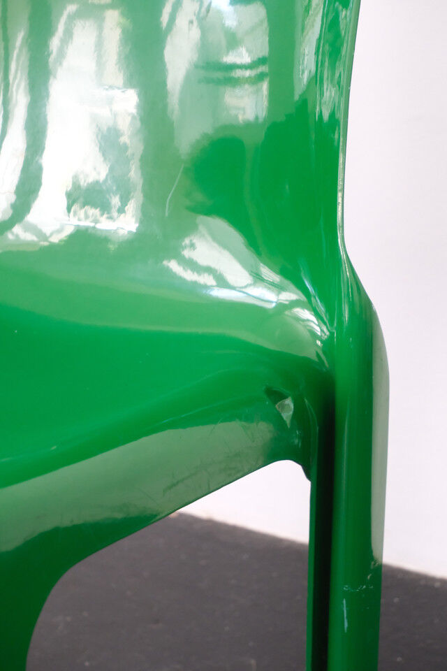 Chaise "Selene" verte par Vico Magistretti / Artemide