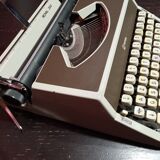Litton Royal 200 typewriter 70's