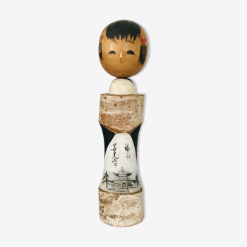 Poupée Kokeshi japonaise