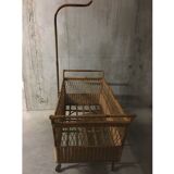 Rattan-wheeled crib