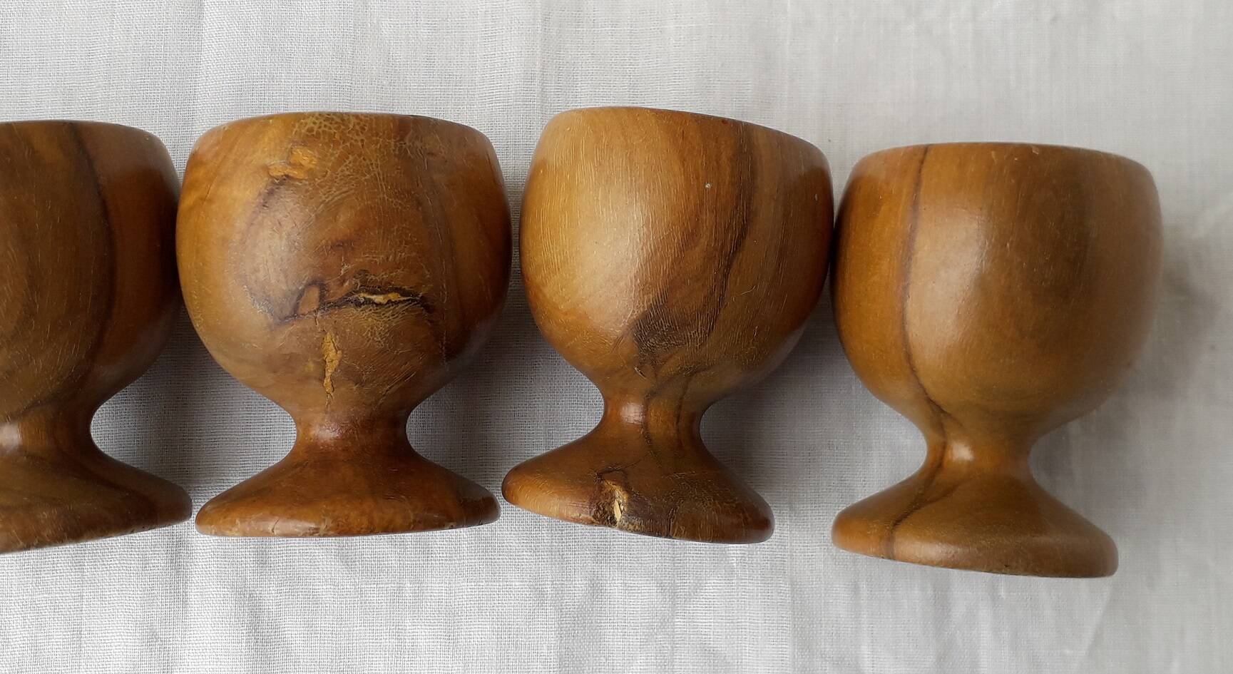 6 wooden egg cups
