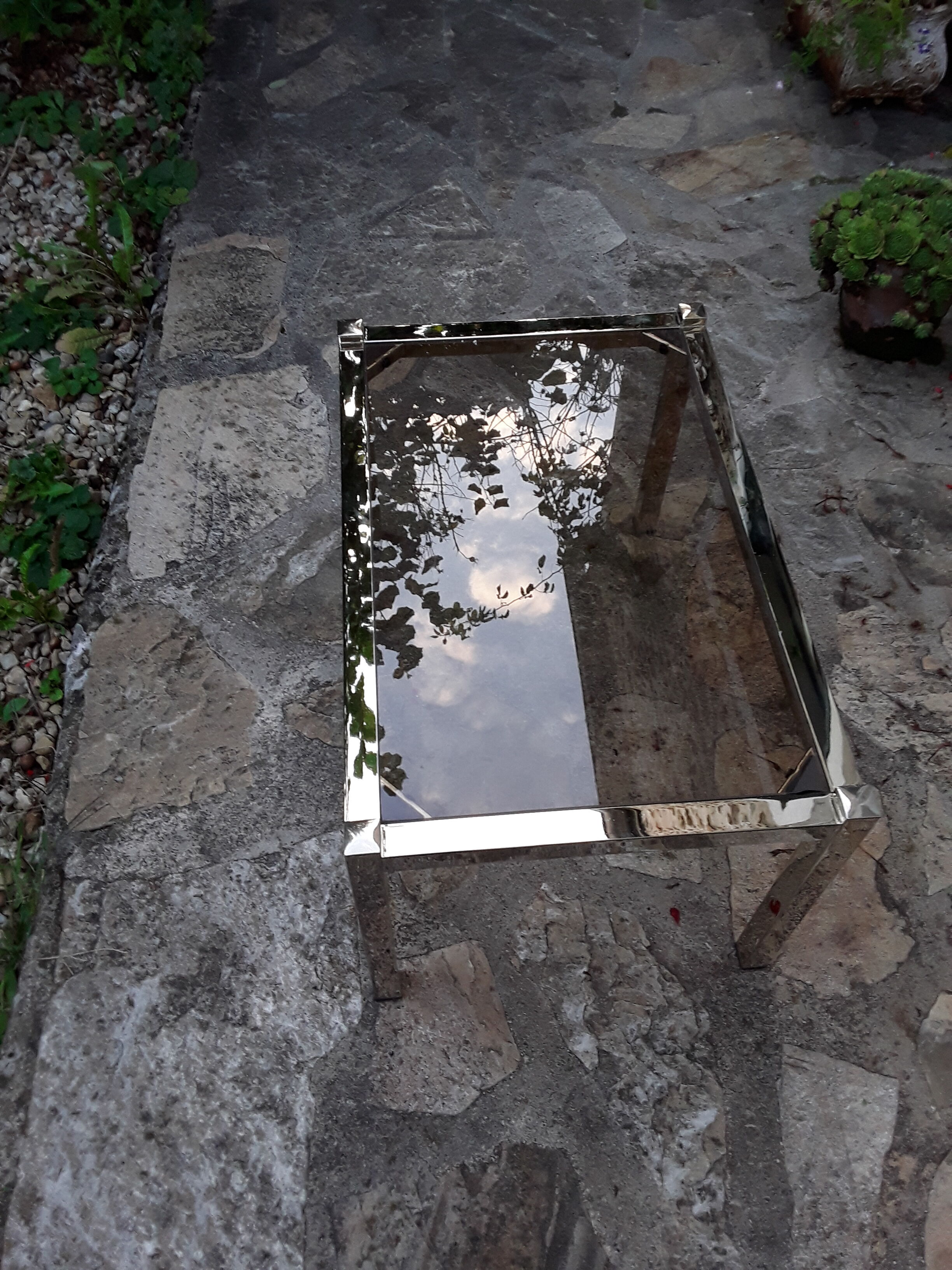 table basse verre et metal