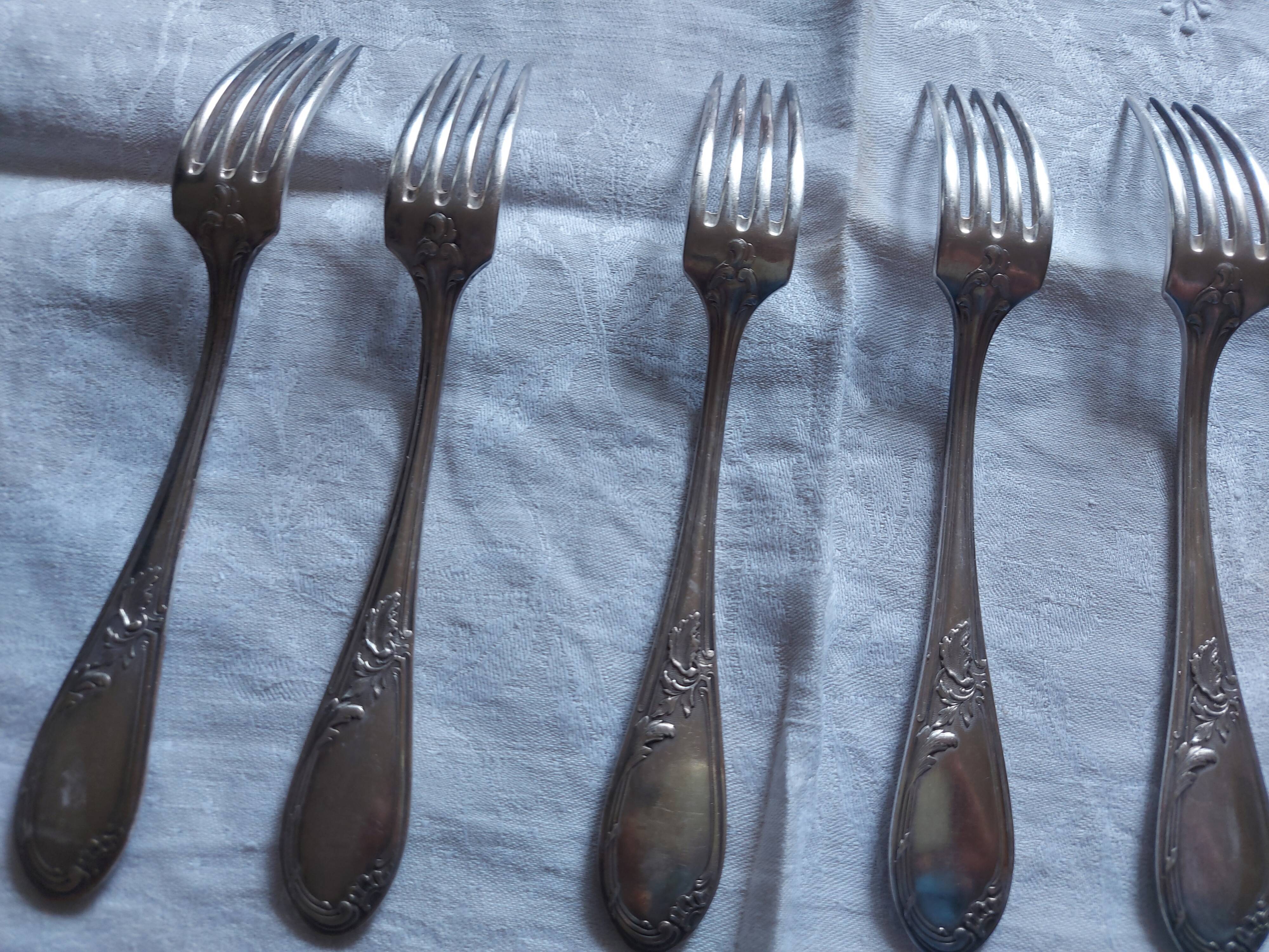 22 seats in silver metal Appolo, model Rocaille