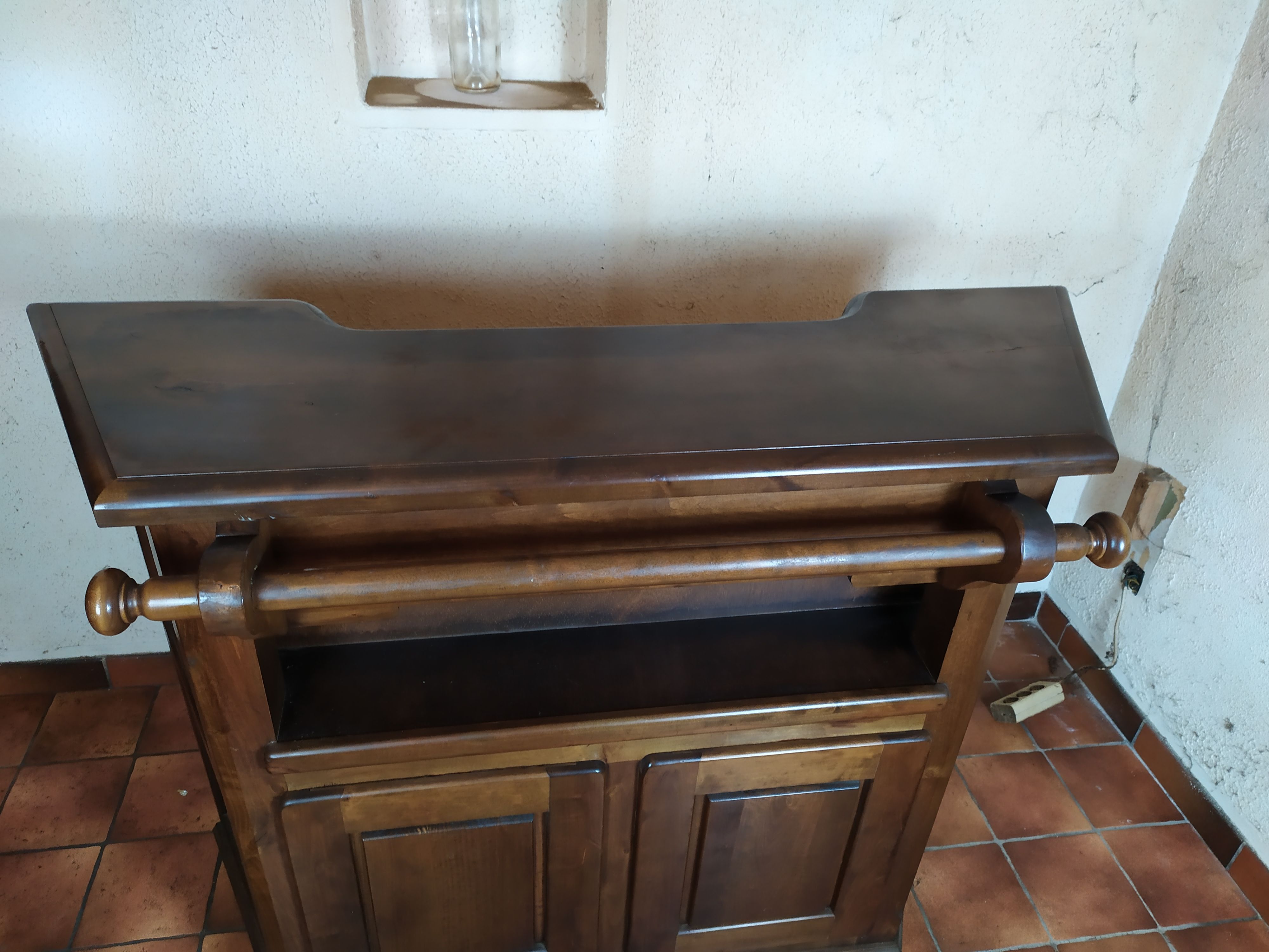 Wooden bar + 3 wooden stool and black skaï of the brand macorest