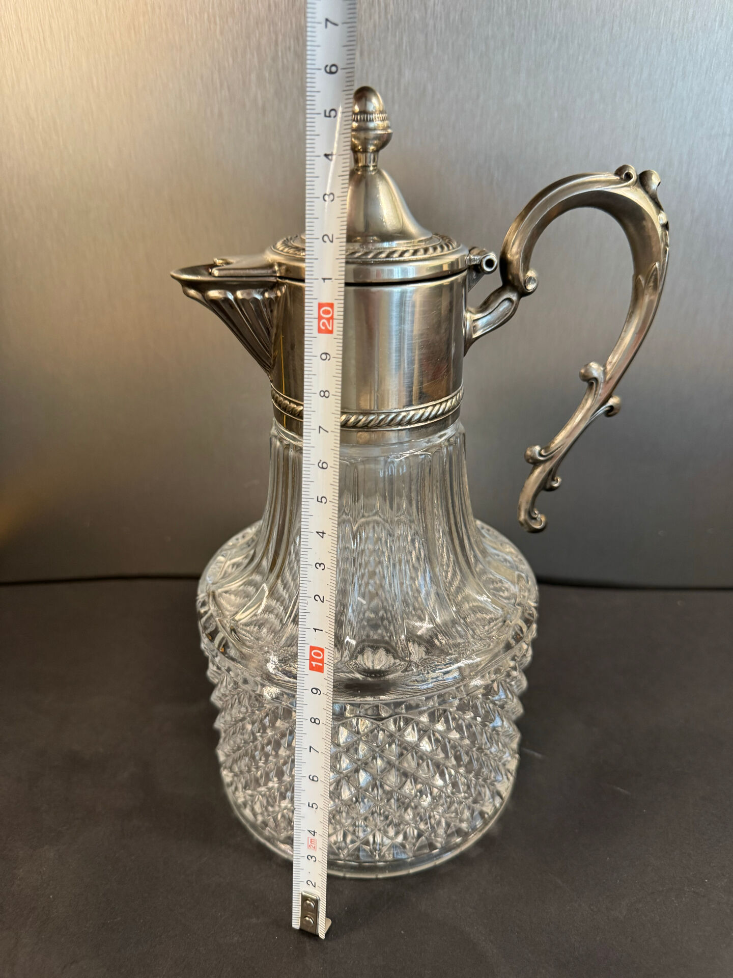 Carafe / decanter jug in moulded glass and silver-plated metal – Silver Pl