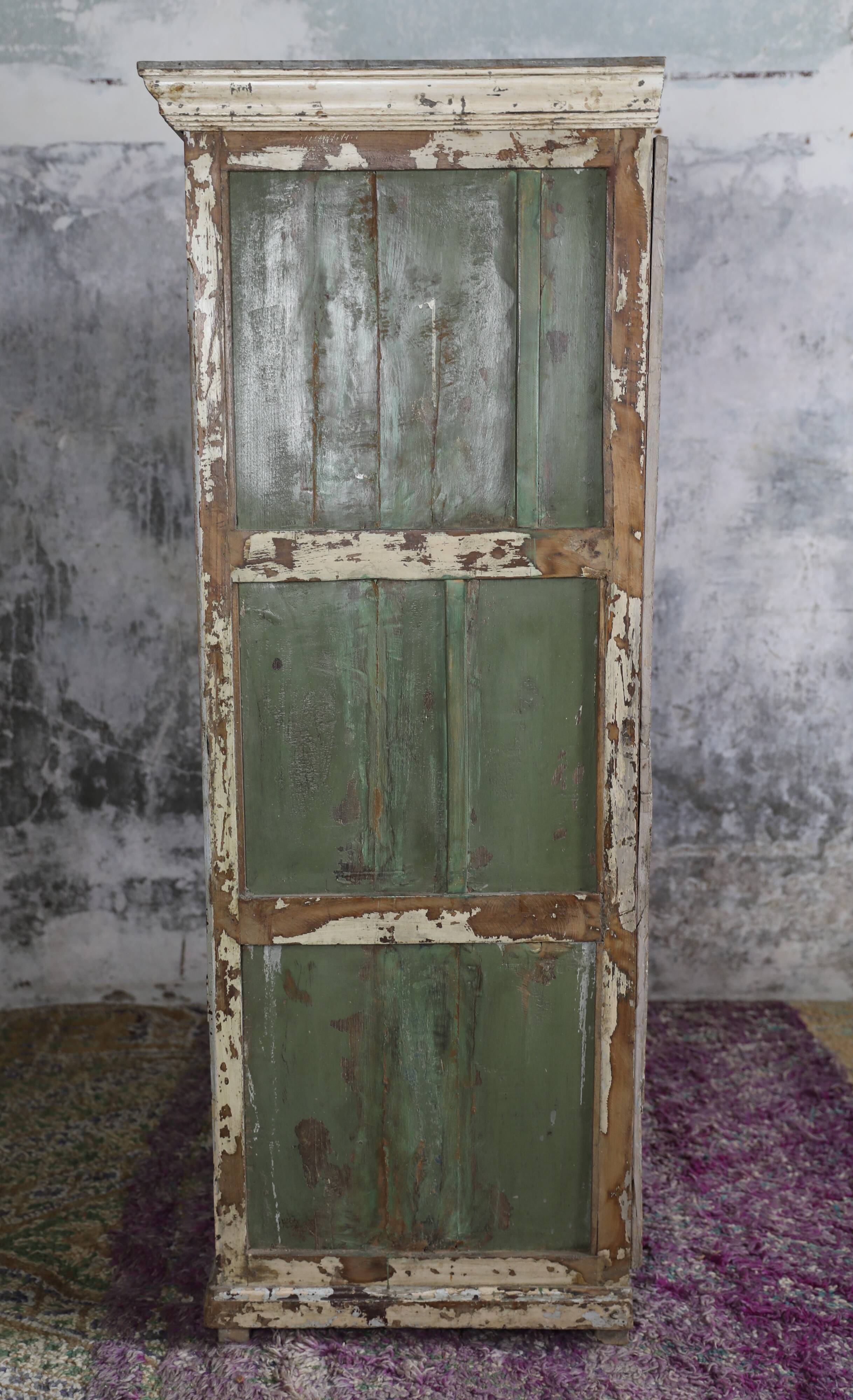 Indian wardrobe 2 doors in bleached wood