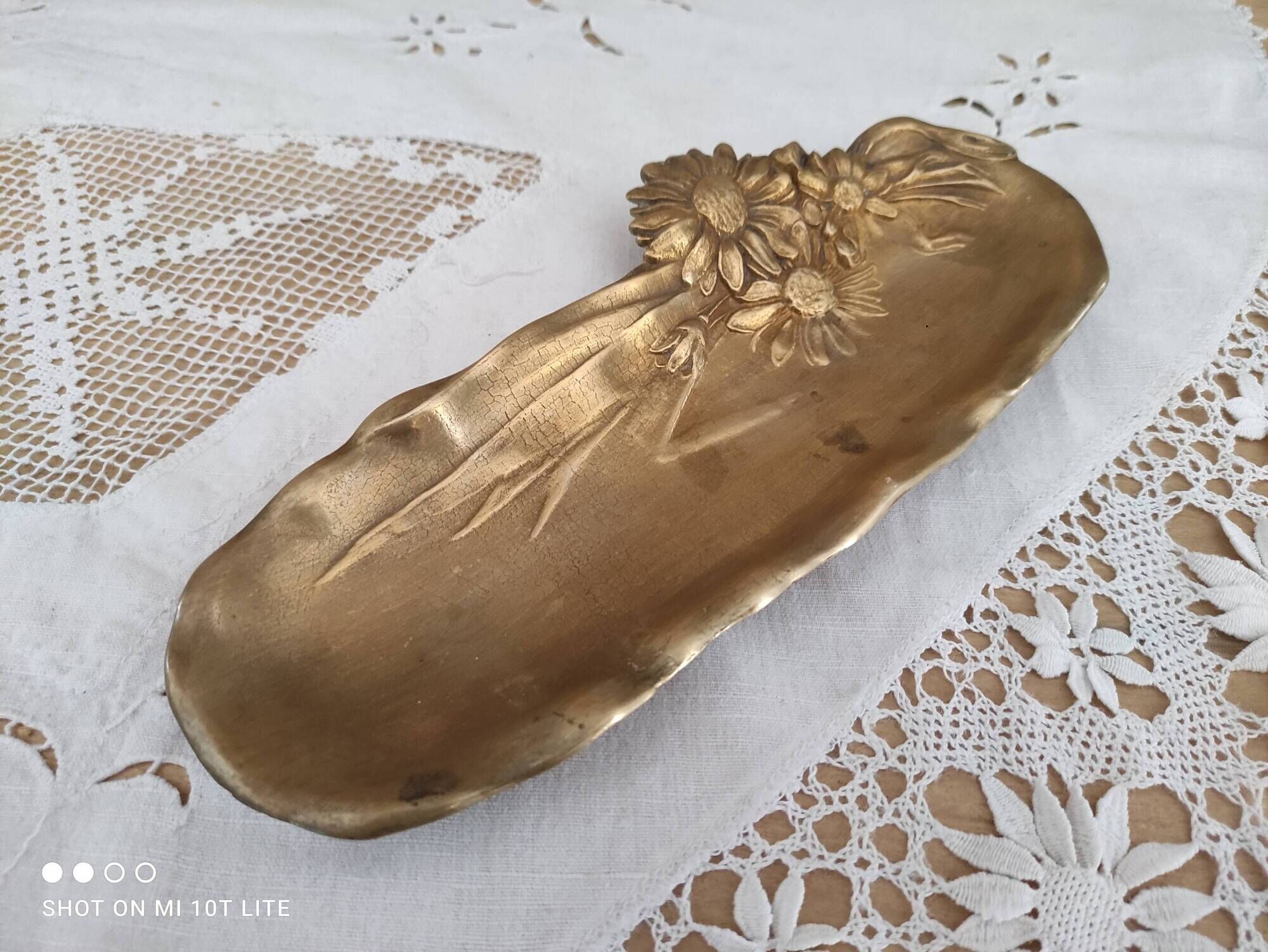 Vide-poches en laiton massif art nouveau