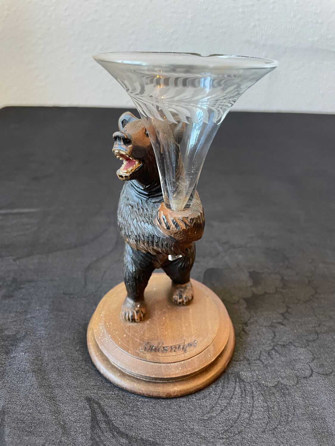 Carved wooden bear vase with black forest crystal soliflore Sallanches 19th century