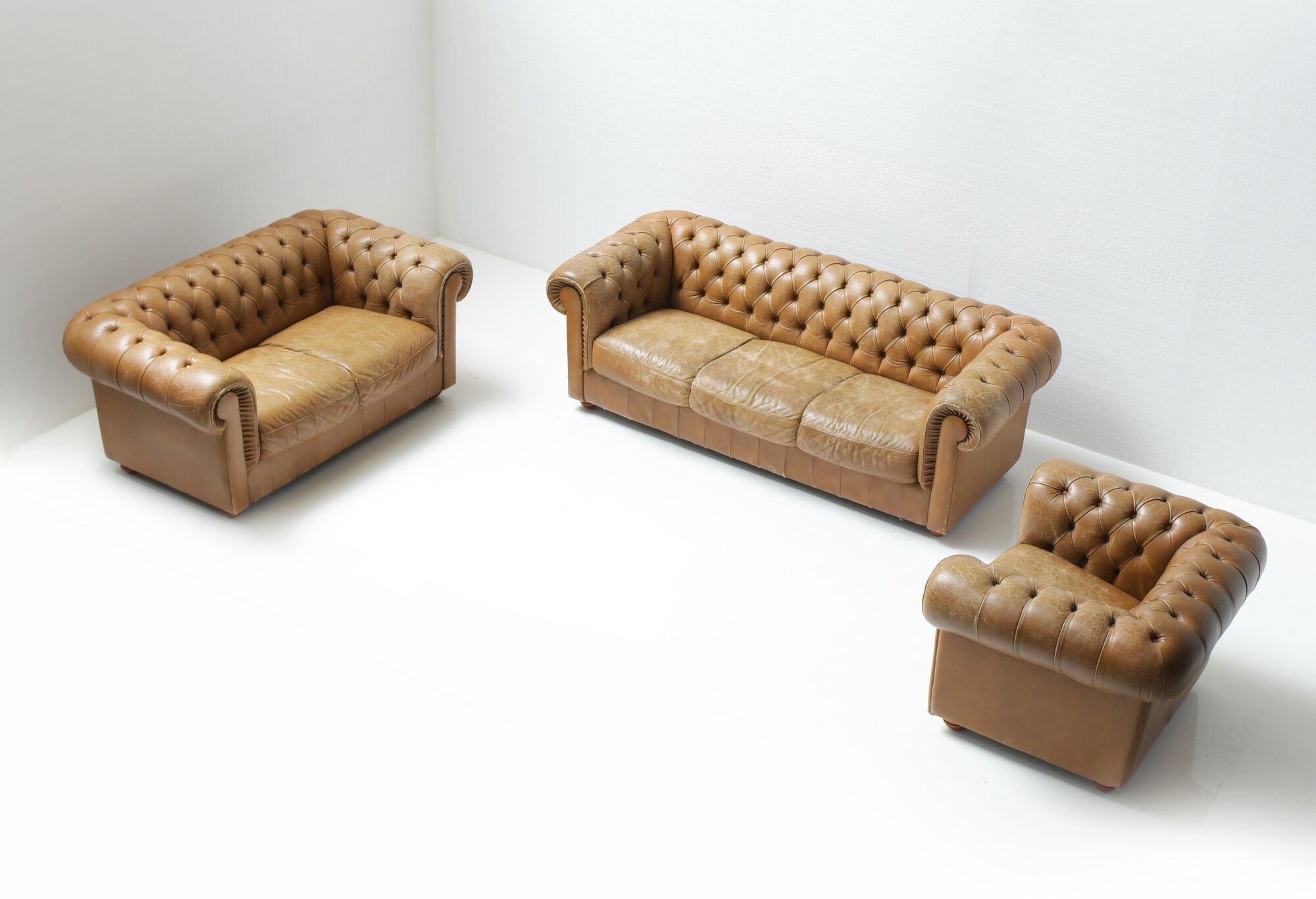 Vintage leather Chesterfield set 1991 by Natuzzi - Italy