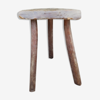 Tabouret tripode rustique