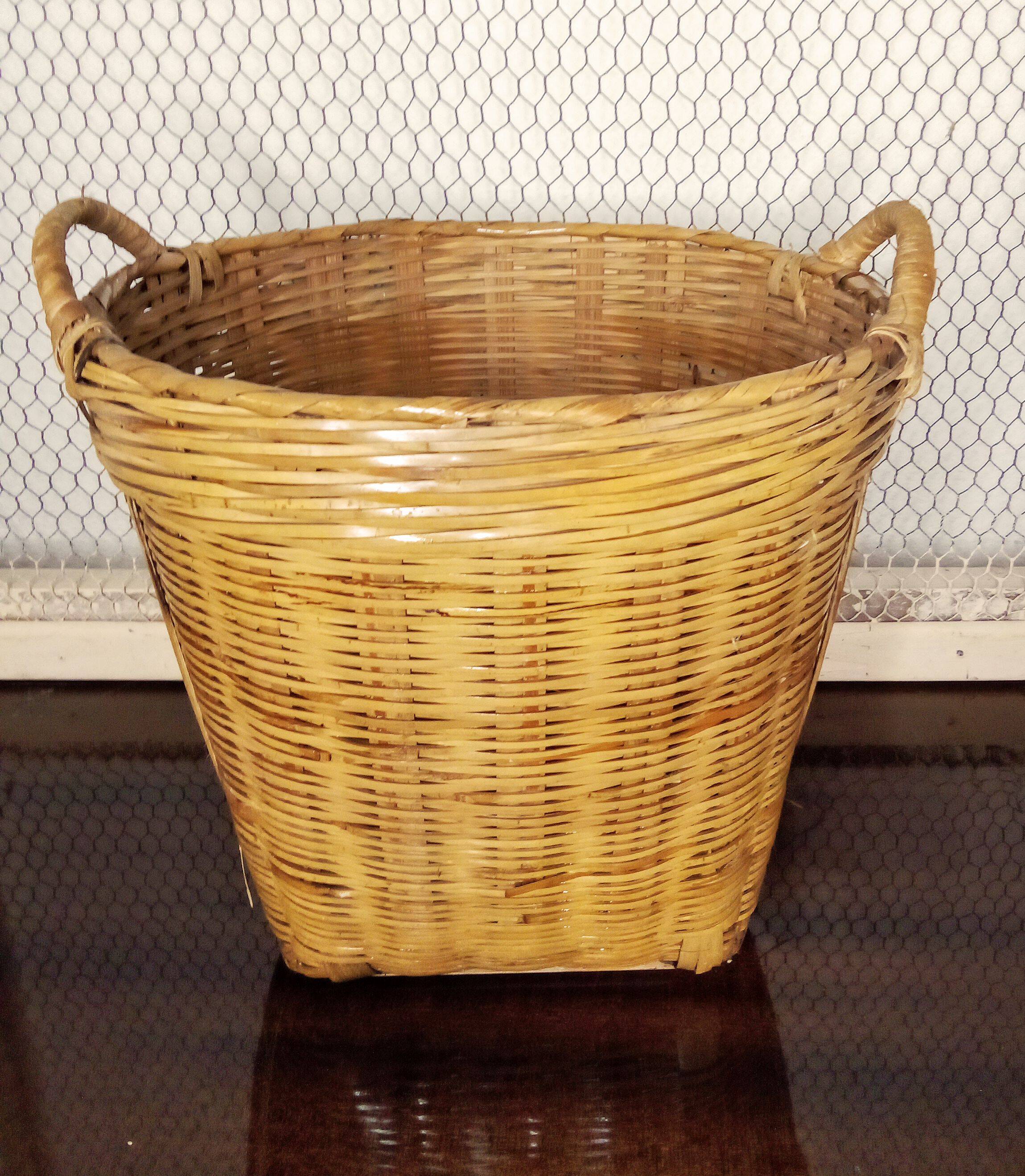 Vintage wicker plant pot