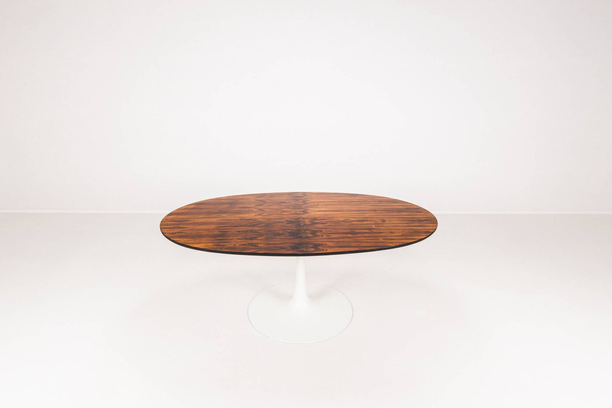 Oval dining table in rosewood by Maurice Burke for Arkana, England, 1960s