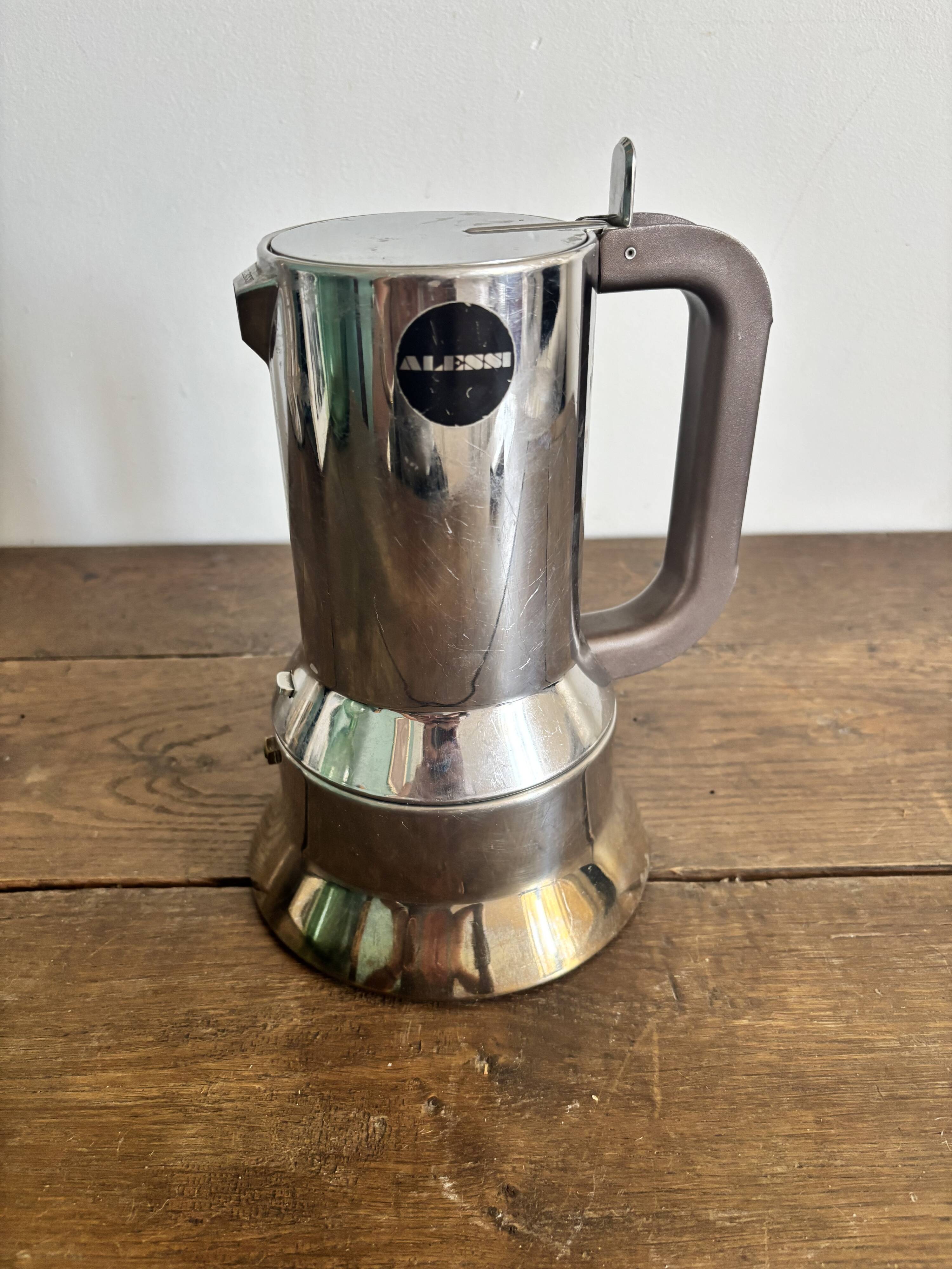 Alessi 9090 Italian coffee maker - Richard Sapper (6 cups) - Induction.