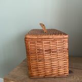 Small vintage wicker chest with clasp