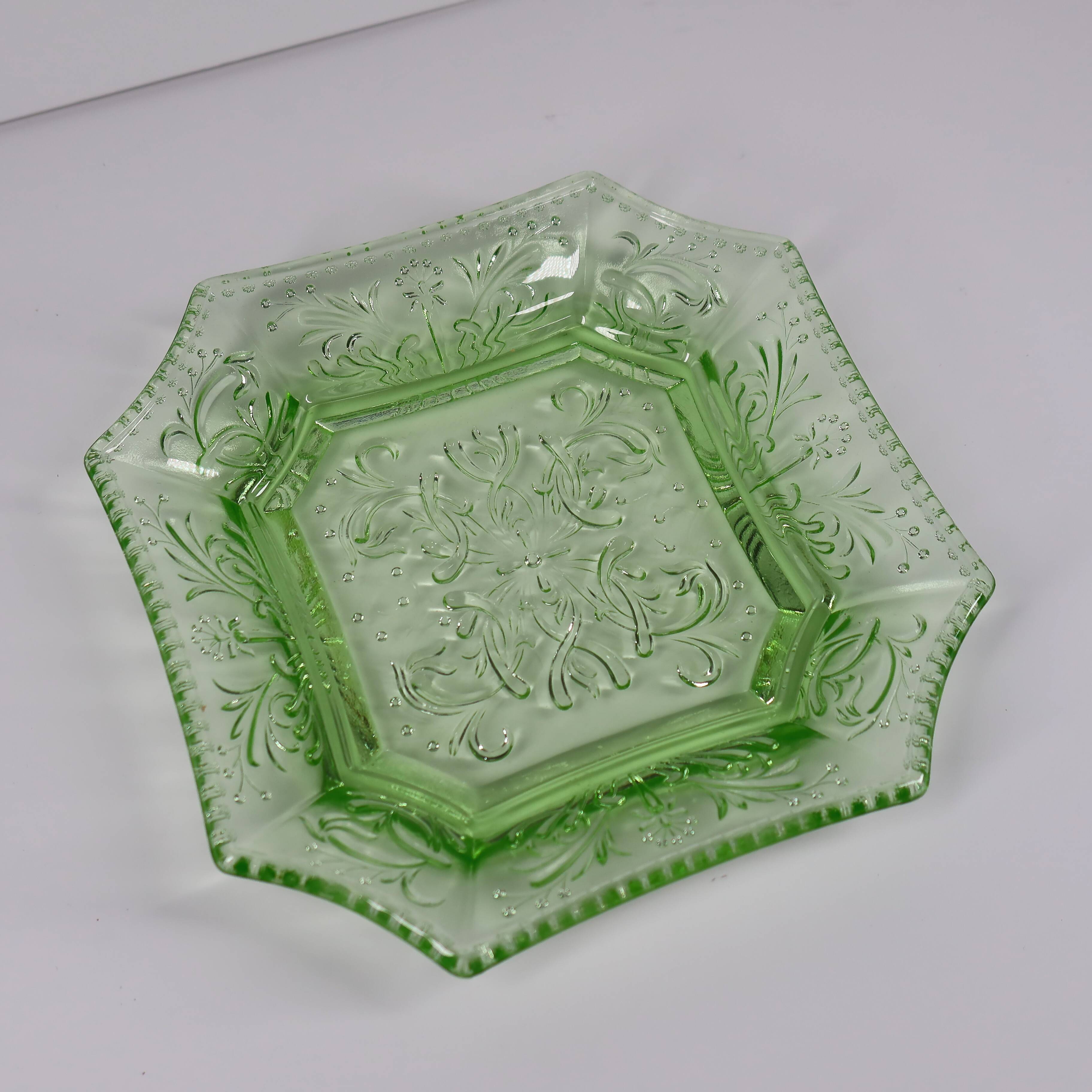 Portieux Octagonal Crystal Plate