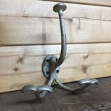 Old peg with 3 branches