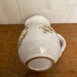 Pichet ancien en céramique de Moustiers blanche décor peint, France