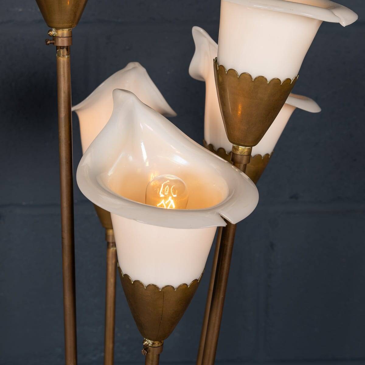 VINTAGE 20thC ITALIAN CALLA FLOOR LAMP BY ANGELO LELLI FOR ARREDOLUCE c1960