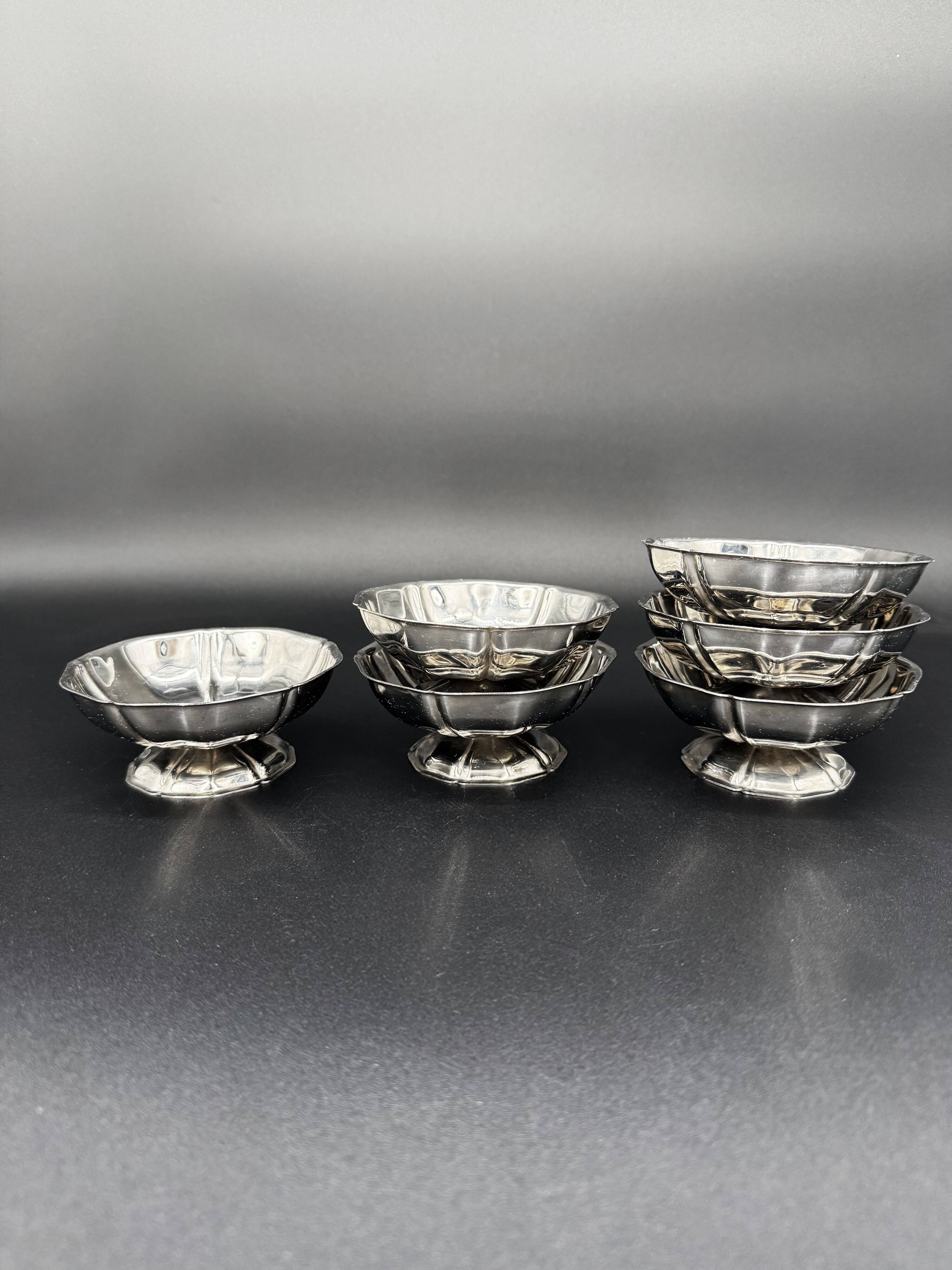 6 stainless steel dessert bowls